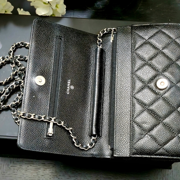 Chanel Quilted Caviar Leather Wallet On Chain - Picture 5 of 14